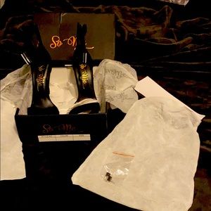 Fashion Nova Reflect Me Not Heels